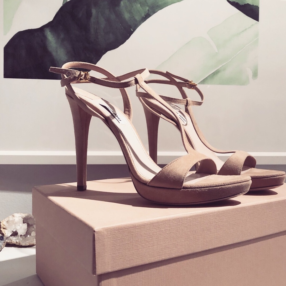 MIU MIU Blush Pink Nude suede rose Sandals Heels Shoes size 40 NEW! flesh toned